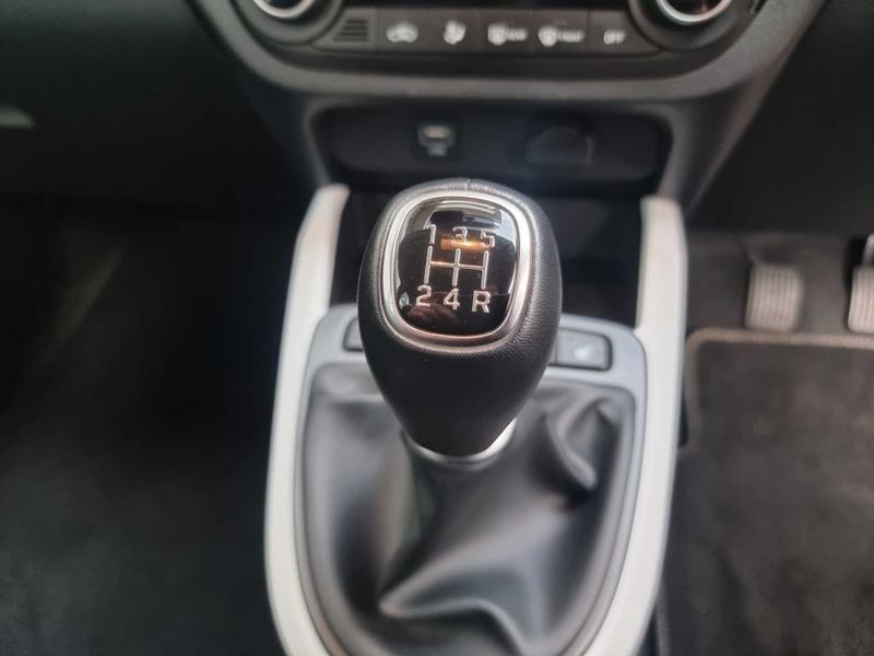 Used Hyundai i10 2022 for sale - 76302633: Photo 24
