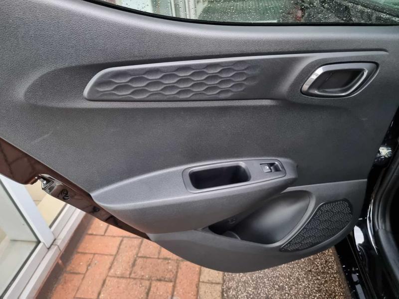 Used Hyundai i10 2022 for sale - 76302633: Photo 31