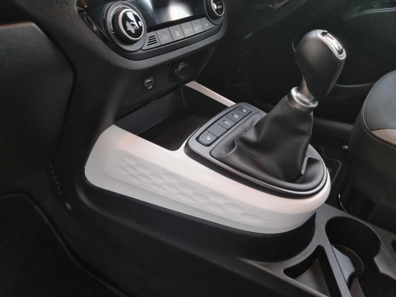 Used Hyundai i10 2022 for sale - 76302633: Photo 34