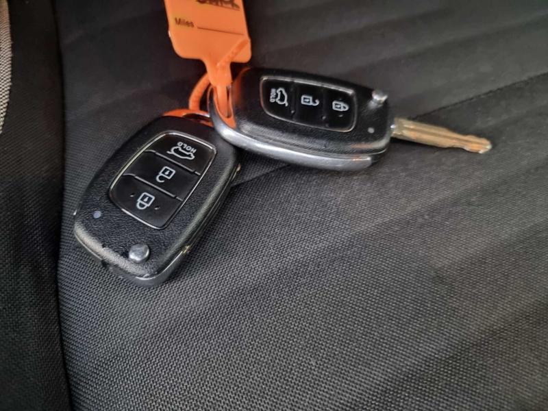 Used Hyundai i10 2022 for sale - 76302633: Photo 46