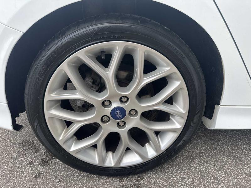 Used Ford Focus 2015 for sale - 76355683: Photo 11