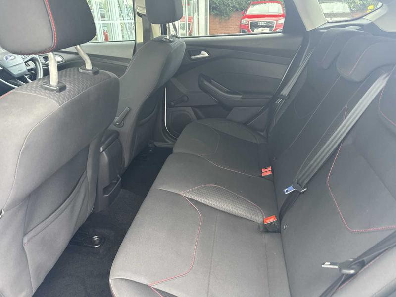 Used Ford Focus 2015 for sale - 76355683: Photo 15
