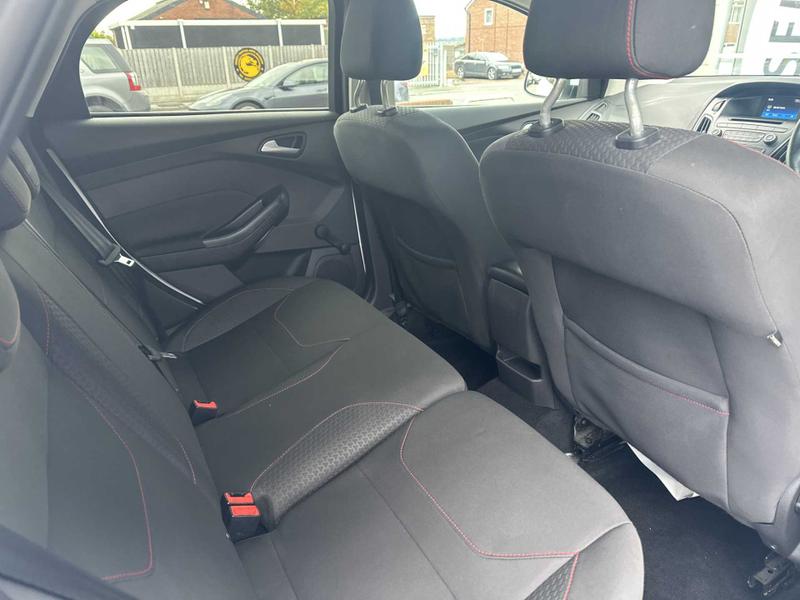 Used Ford Focus 2015 for sale - 76355683: Photo 17