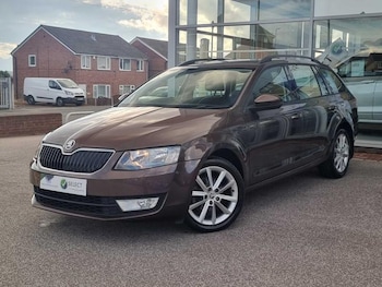 Used Skoda Octavia 2014 for sale - 76067527: Photo