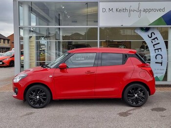 Used Suzuki Swift 2021 for sale - 76161984: Photo 4