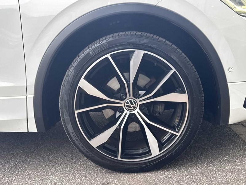 Used Volkswagen Tiguan 2021 for sale - 76302639: Photo 11