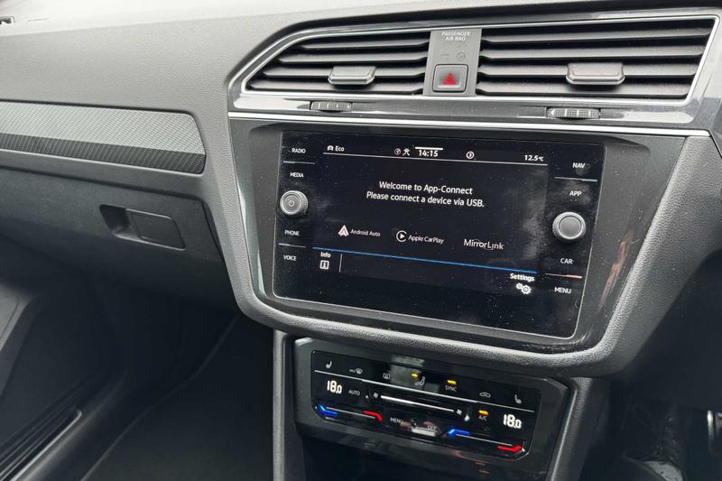 Used Volkswagen Tiguan 2021 for sale - 76302639: Photo 30