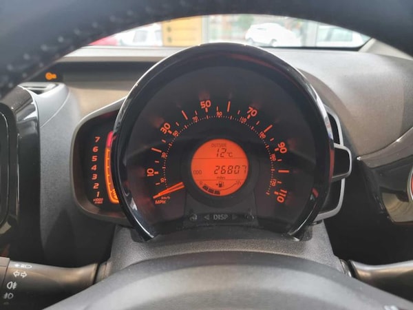 Used Toyota AYGO 2015 for sale - 76018375: Photo 17