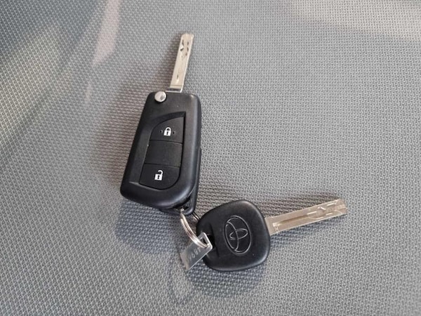 Used Toyota AYGO 2015 for sale - 76018375: Photo 32