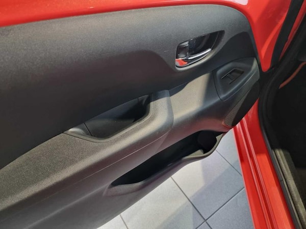 Used Toyota AYGO 2015 for sale - 76018375: Photo 34