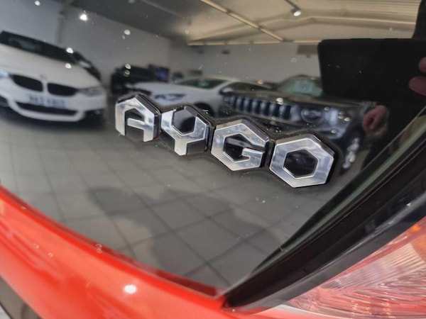 Used Toyota AYGO 2015 for sale - 76018375: Photo 39