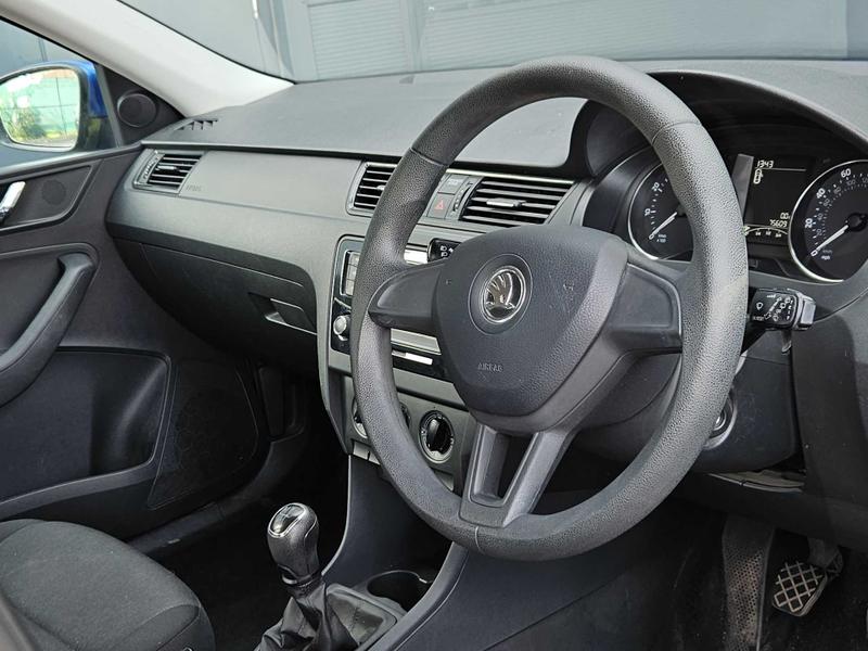 Used Skoda Rapid Spaceback 2016 for sale - 76350443: Photo 2