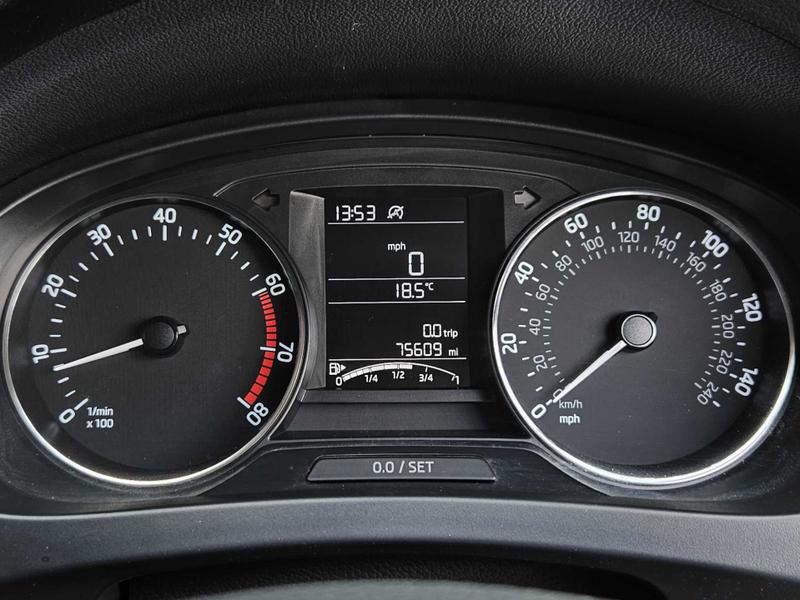Used Skoda Rapid Spaceback 2016 for sale - 76350443: Photo 31