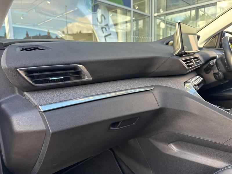 Used Peugeot 3008 2021 for sale - 76568548: Photo 36