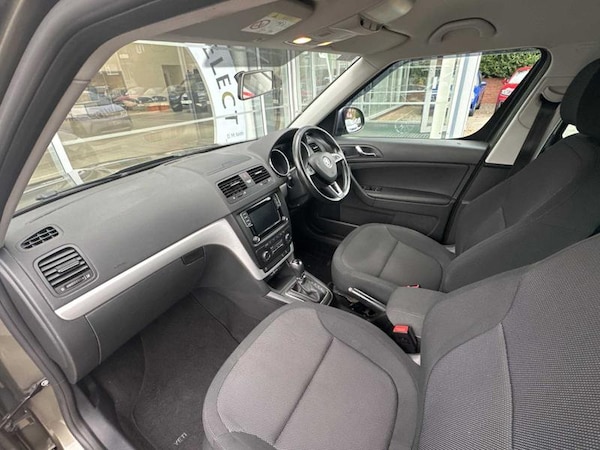 Used Skoda Yeti 2015 for sale - 76302623: Photo 14