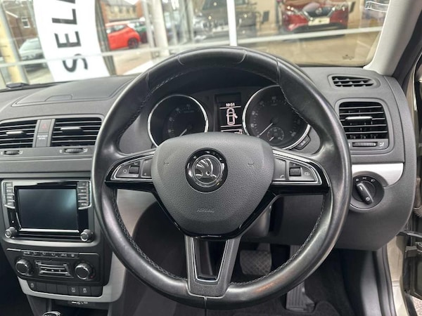 Used Skoda Yeti 2015 for sale - 76302623: Photo 24