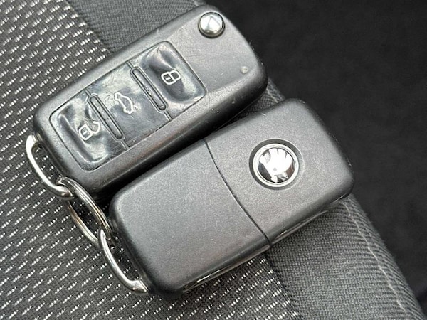 Used Skoda Yeti 2015 for sale - 76302623: Photo 40