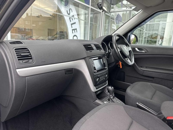 Used Skoda Yeti 2015 for sale - 76302623: Photo 8