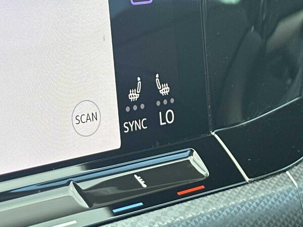 Used Volkswagen Golf 2022 for sale - 75457427: Photo 42