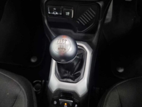 Used Jeep Renegade 2016 for sale - 76234921: Photo 21