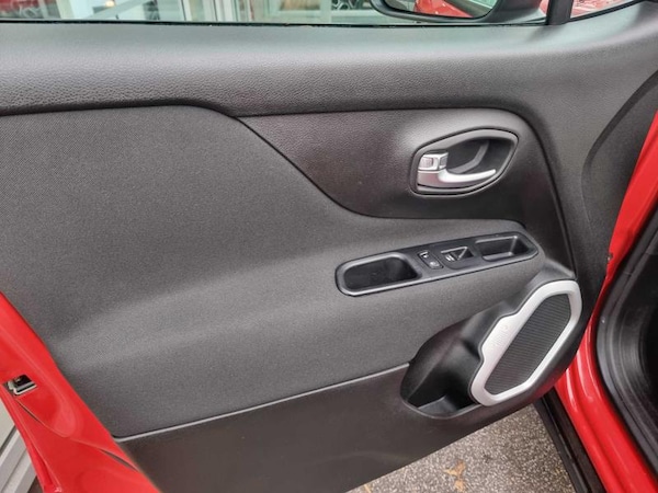 Used Jeep Renegade 2016 for sale - 76234921: Photo 28