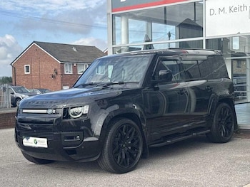 Used Land Rover Defender 110 2023 for sale - 75266444: Photo