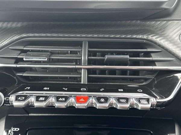 Used Peugeot 208 2020 for sale - 76290239: Photo 28
