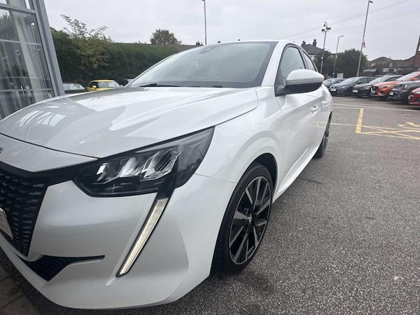 Used Peugeot 208 2020 for sale - 76290239: Photo 42