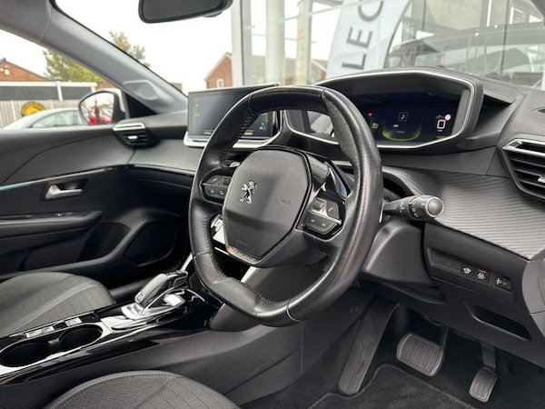 Used Peugeot 208 2020 for sale - 76290239: Photo 9