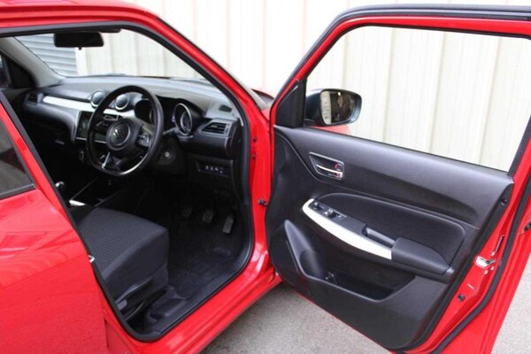 Used Suzuki Swift 2021 for sale - 76162013: Photo 17