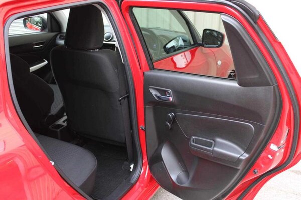 Used Suzuki Swift 2021 for sale - 76162013: Photo 18
