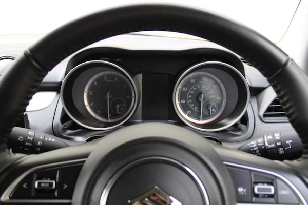Used Suzuki Swift 2021 for sale - 76162013: Photo 37