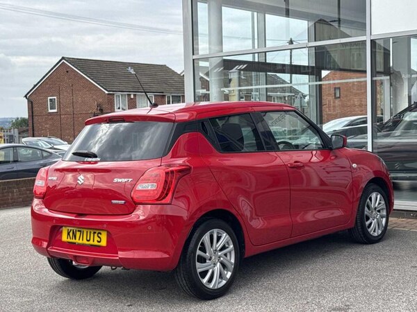 Used Suzuki Swift 2021 for sale - 76162013: Photo 7