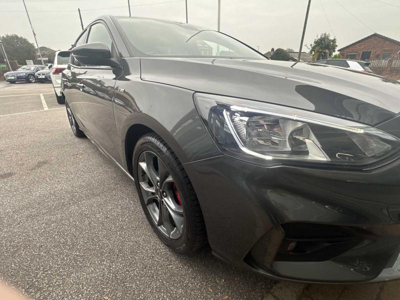 Used Ford Focus 2020 for sale - 76452856: Photo 40