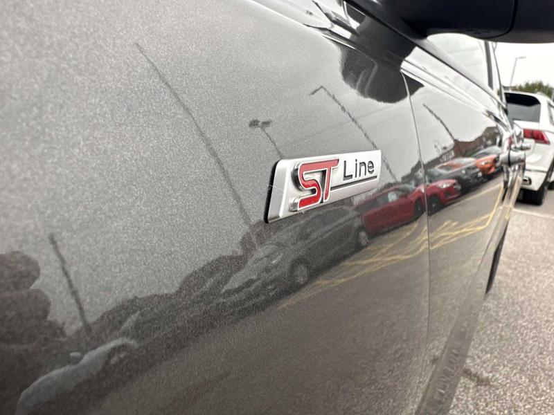 Used Ford Focus 2020 for sale - 76452856: Photo 48