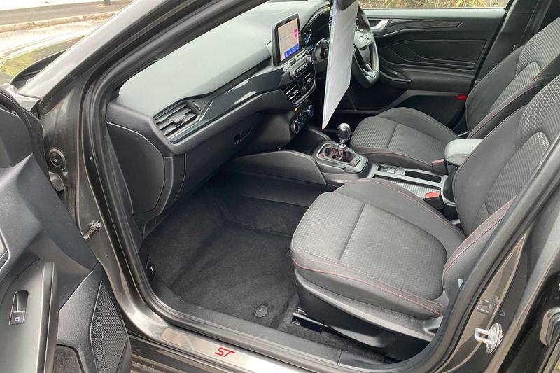 Used Ford Focus 2020 for sale - 76452856: Photo 8