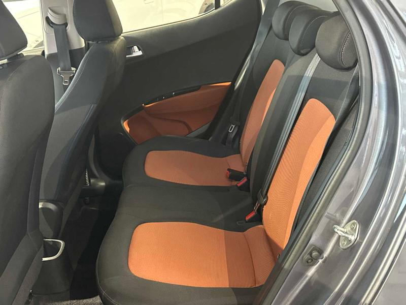 Used Hyundai i10 2015 for sale - 76574516: Photo 12