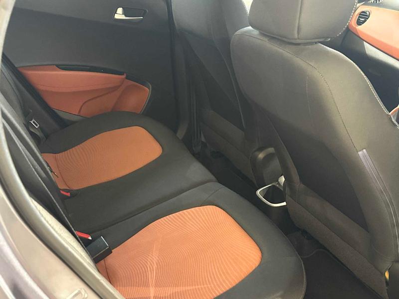 Used Hyundai i10 2015 for sale - 76574516: Photo 14