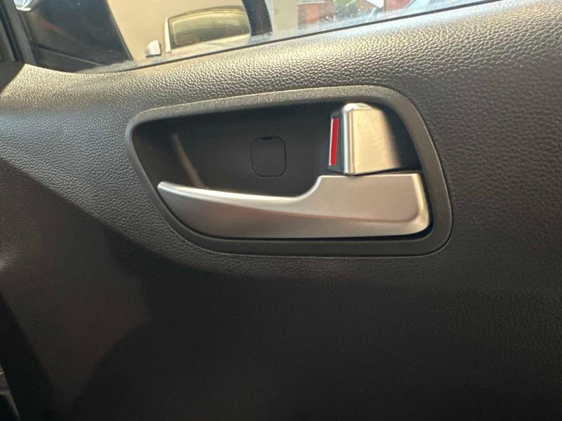 Used Hyundai i10 2015 for sale - 76574516: Photo 20