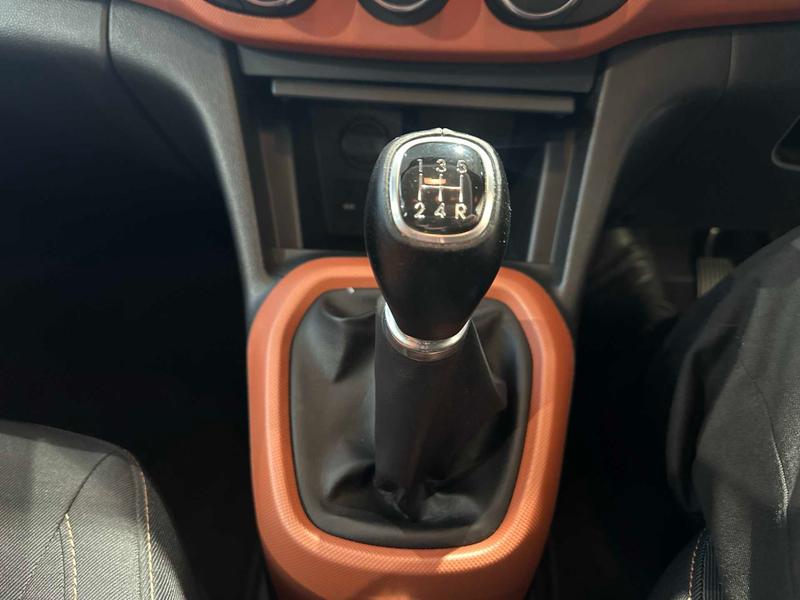 Used Hyundai i10 2015 for sale - 76574516: Photo 33