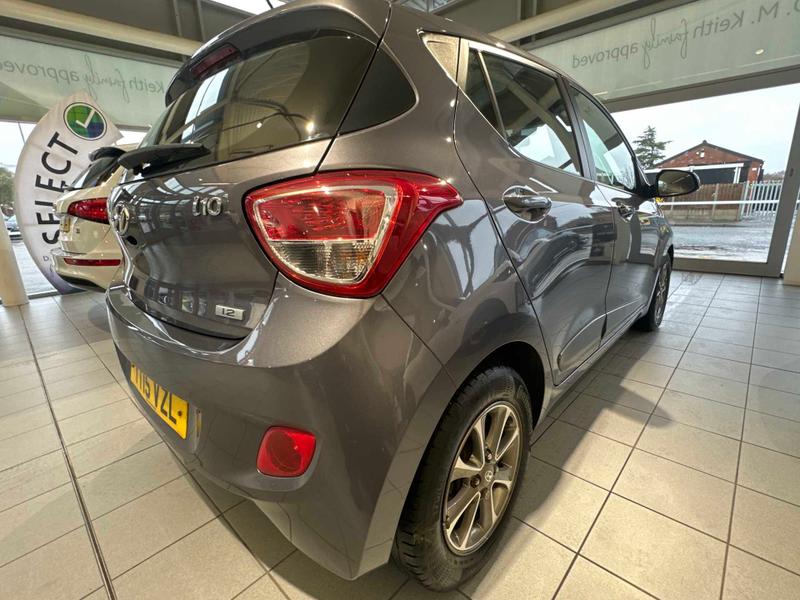 Used Hyundai i10 2015 for sale - 76574516: Photo 39