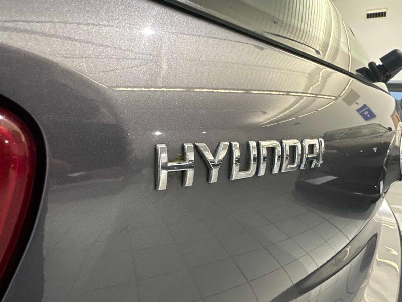 Used Hyundai i10 2015 for sale - 76574516: Photo 40