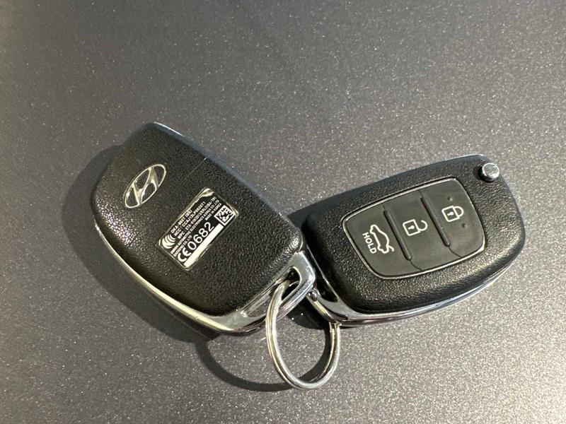 Used Hyundai i10 2015 for sale - 76574516: Photo 50