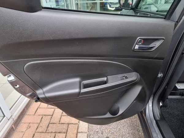 Used Suzuki Swift 2022 for sale - 76139584: Photo 21