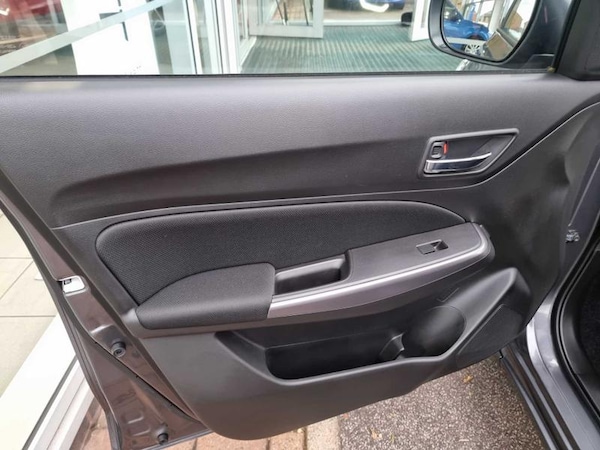 Used Suzuki Swift 2022 for sale - 76139584: Photo 22