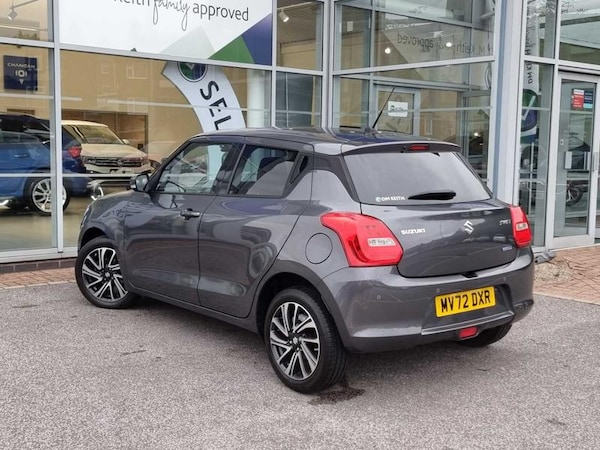 Used Suzuki Swift 2022 for sale - 76139584: Photo 5