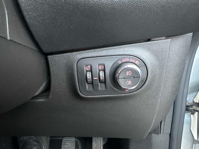 Used Vauxhall Corsa 2019 for sale - 76647122: Photo 38