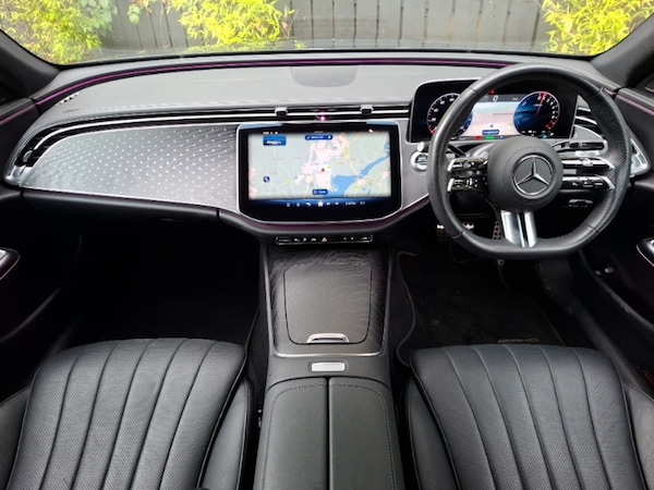 Used Mercedes-Benz E Class 2024 for sale - 76264600: Photo 2