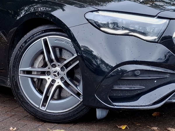 Used Mercedes-Benz E Class 2024 for sale - 76264600: Photo 9