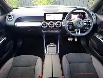 Used Mercedes-Benz GLB 2024 for sale - 77379893: Photo